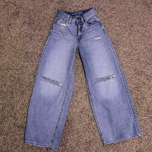 Old Navy extra high-rise baggy wide leg jeans size 00
